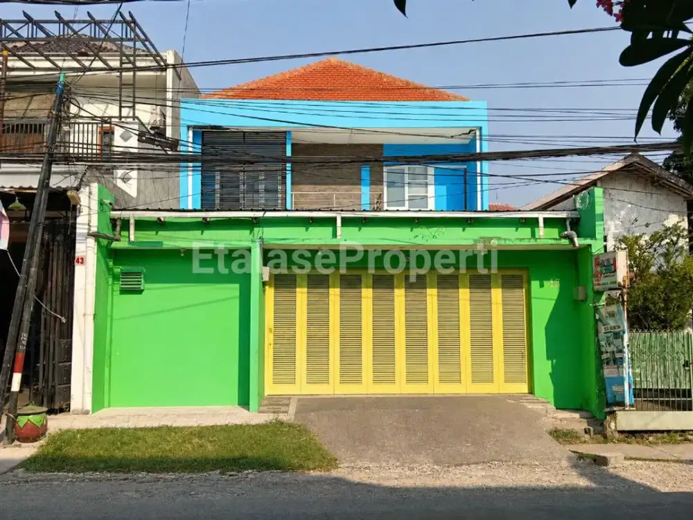 Disewakan Rumah Usaha Simpang Darmo Permai Utara