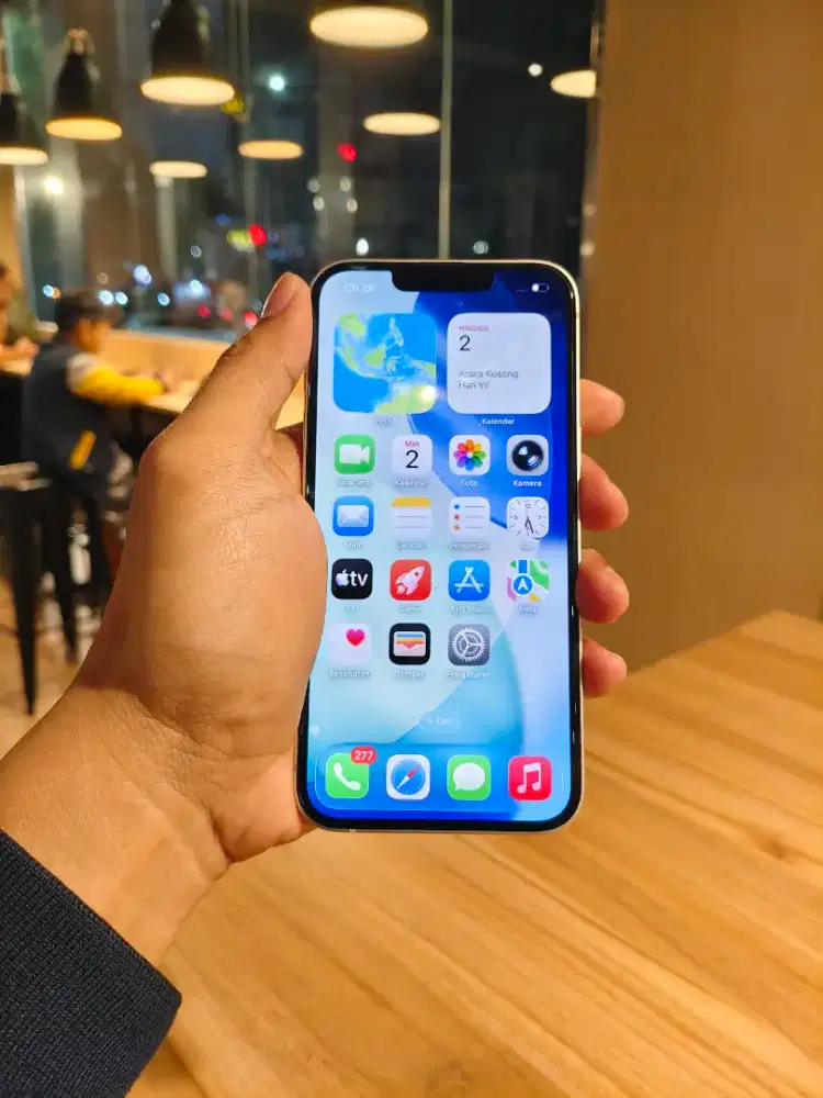 iPhone 13 128GB iBox