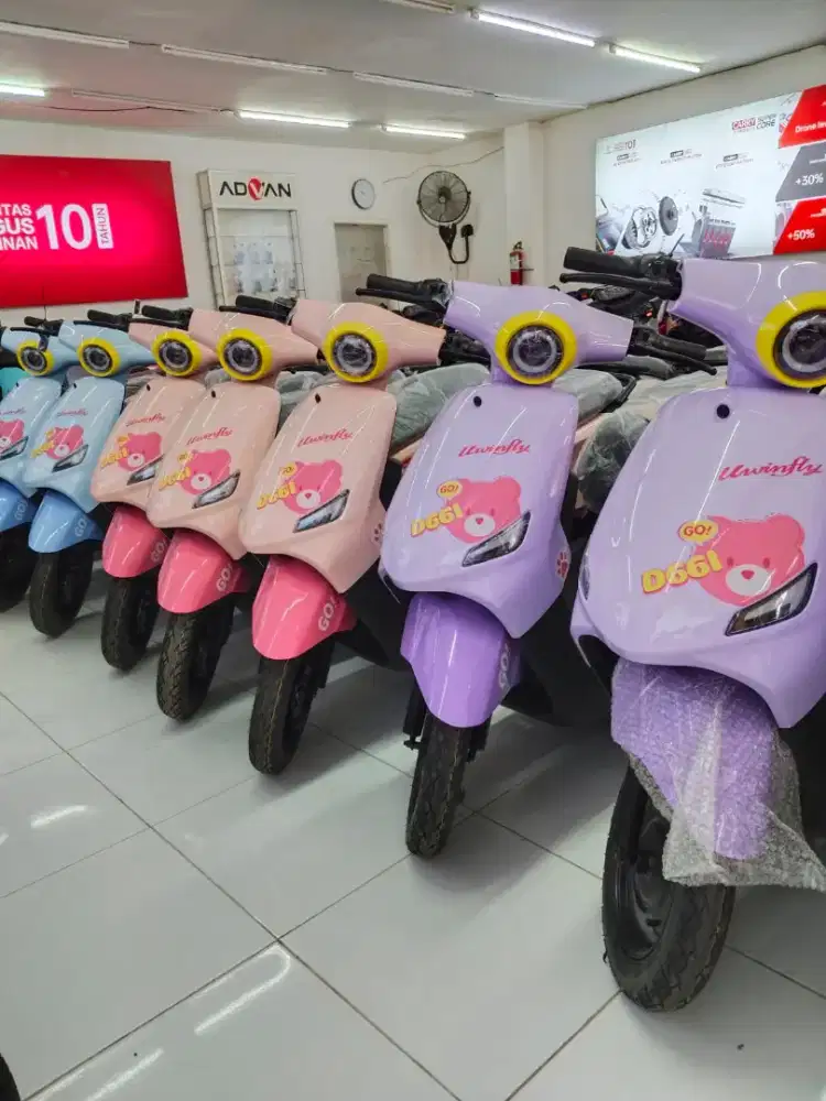 SEPEDA LISTRIK DENGAN DINAMO POWER 600WATT,BEGARSI RESMI UWINFLY D66I