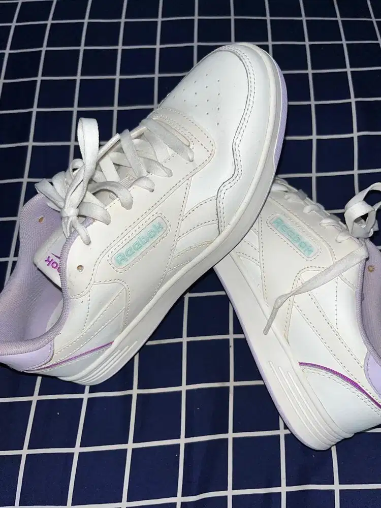 Reebok Court Advance