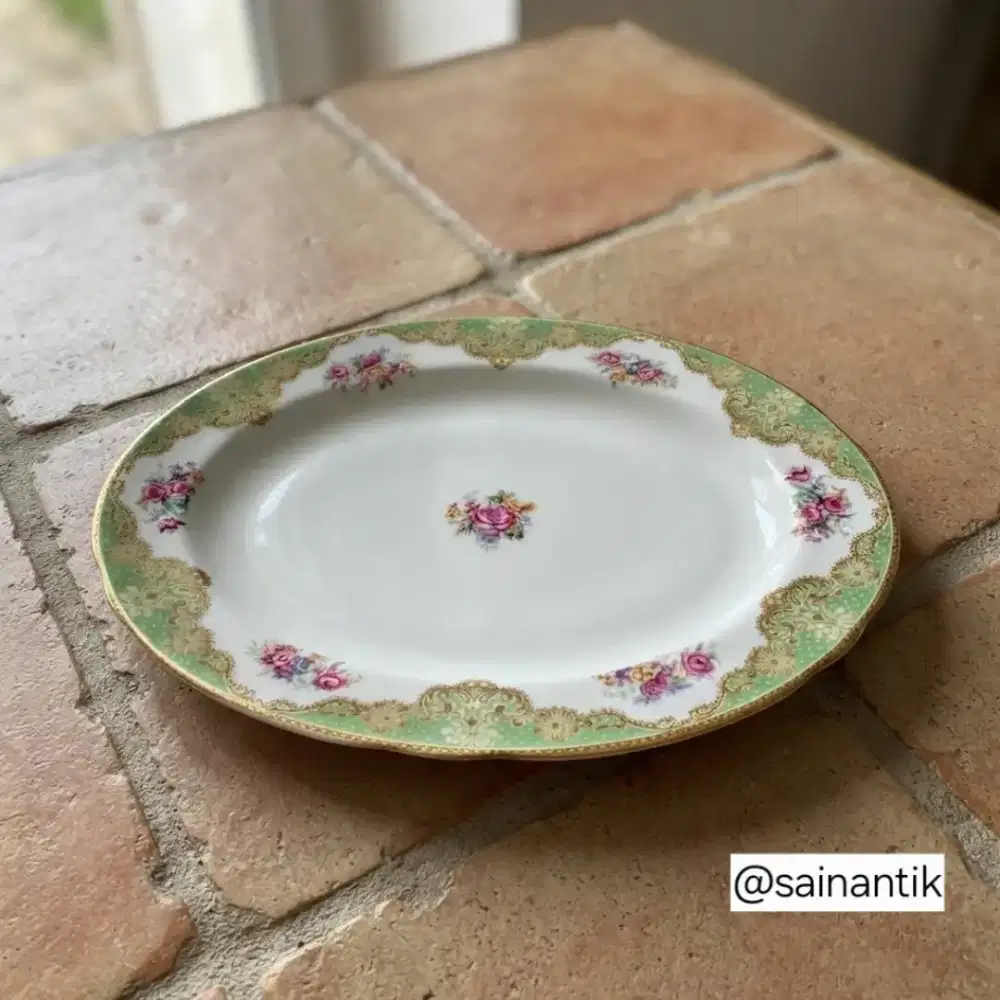 Paragon oval plate 36cm new old stock
