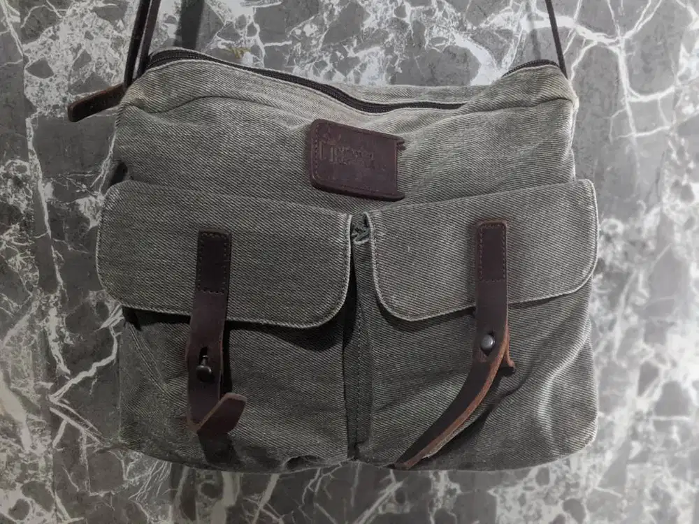 Sling bag National Geographic