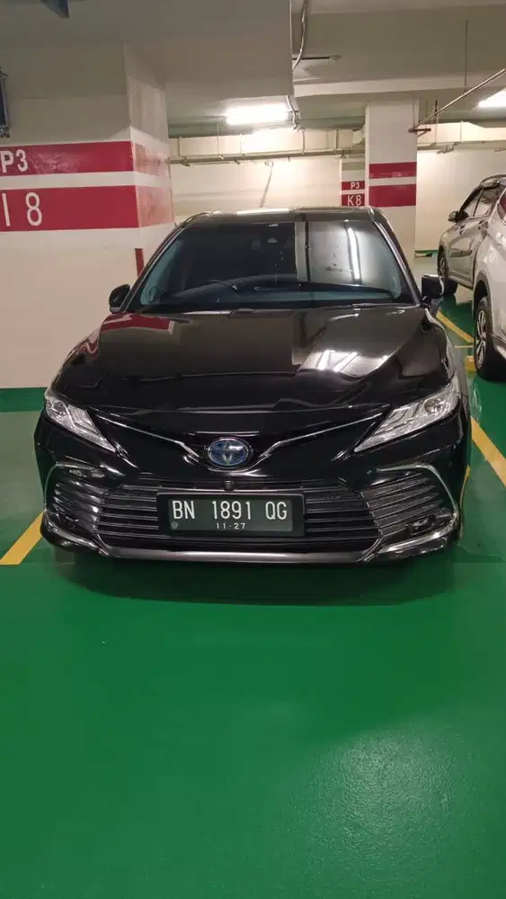 TOYOTA Camry 2.5L Hybrid A/T 2022