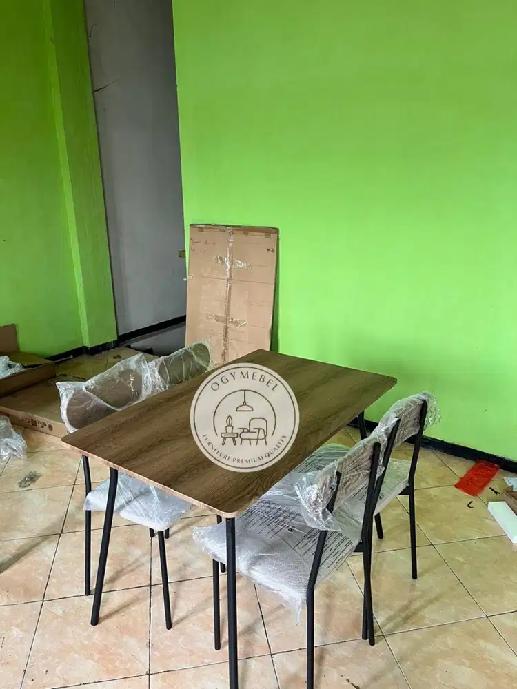 DISKON ! MEJA MAKAN 4 KURSI BAHAN MDF TERLARIS SALE