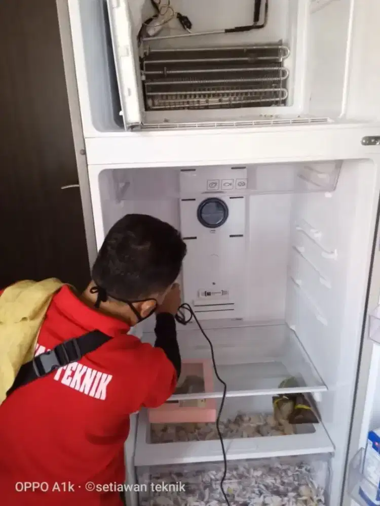 Servis panggilan kulkas dan mesin cuci,