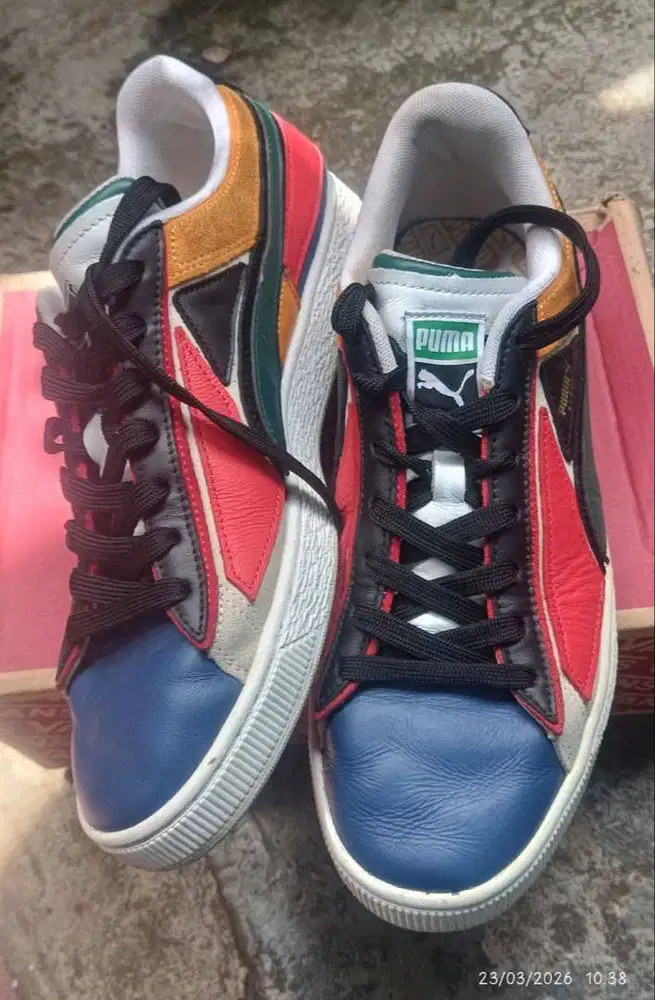 Original PuMa sneakers