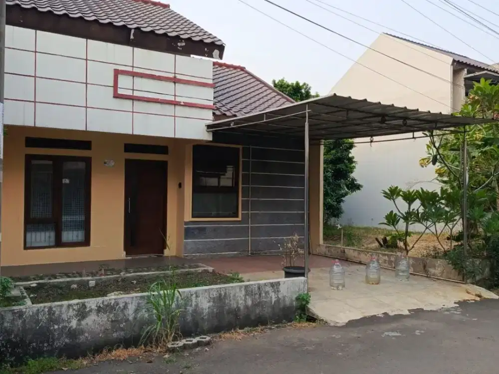 Dijual Rumah Siap Huni di KO. Raden Sanim, Beji