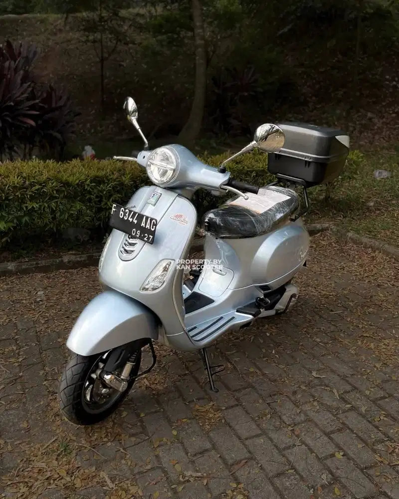 JUAL MURAH VESPA LX 125 iGET FACELIFT 2022 MULUS