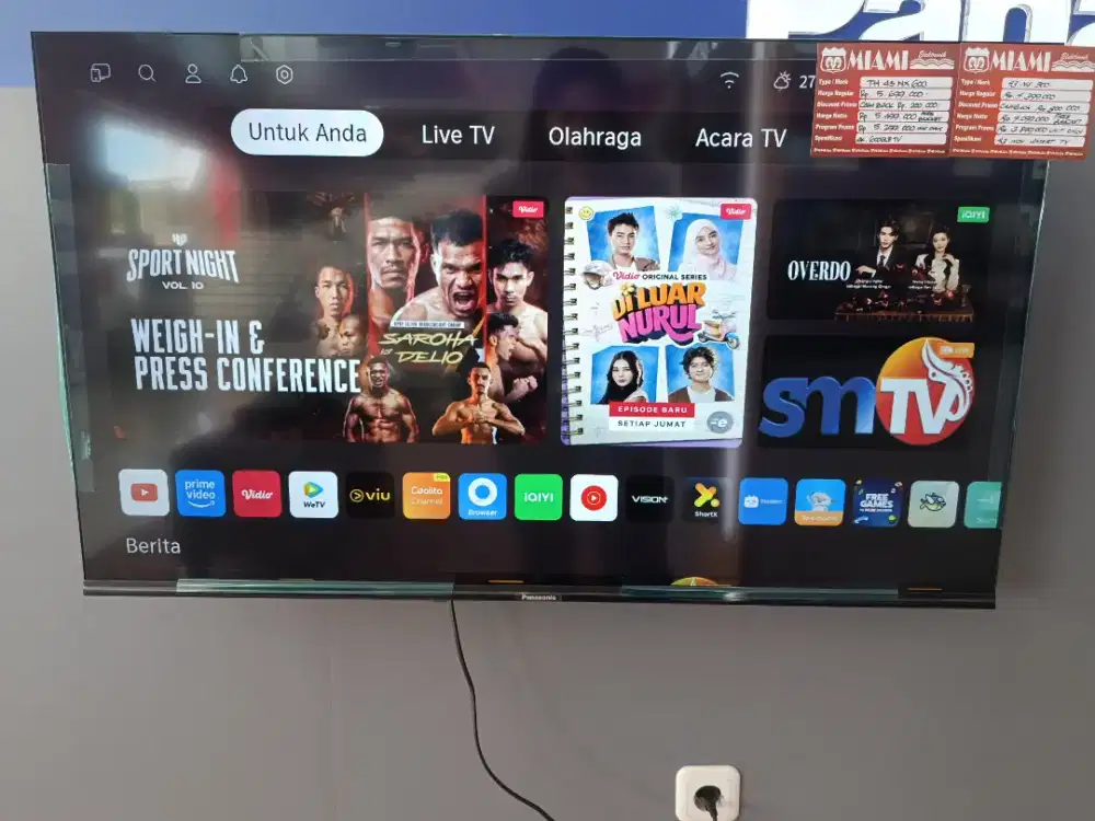 Panasonic Smart TV 43'inch NS 500 (free bracket)