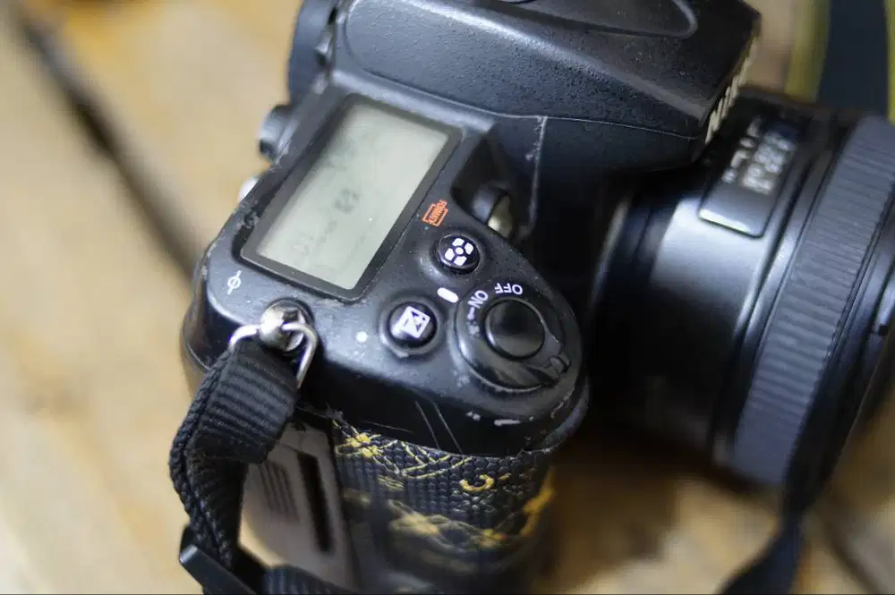Nikon D7000 + 2 Lensa Siap Perang