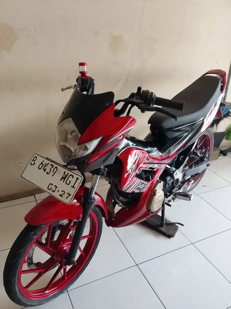 Suzuki satria fu thn 2012 pajak of 1x plat B tangsel