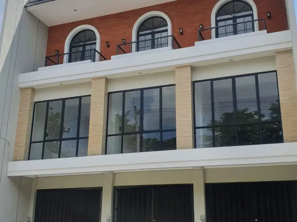 Jual Sewa Ruko Super Strategis Baru Gress di Jl Raya Manukan Tama Surabaya Barat