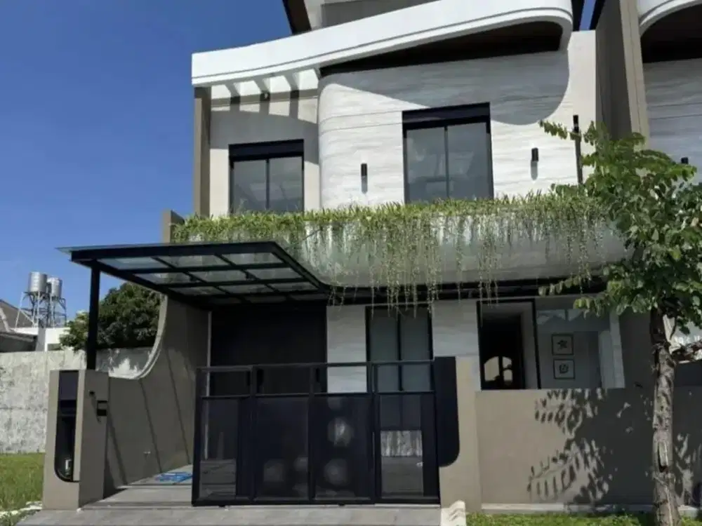 Dijual Rumah Siap Huni Full Furnished di Kawasan Elit Graha Family Surabaya