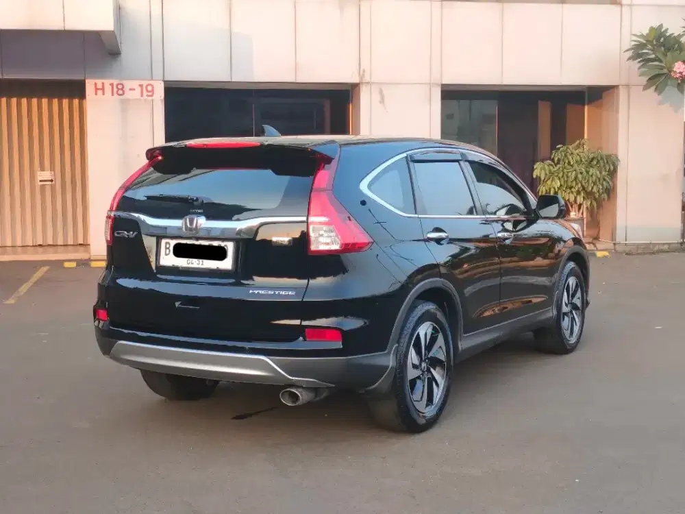Honda CRV Prestige 2016 Sunroof Audio Fender ISTIMEWA