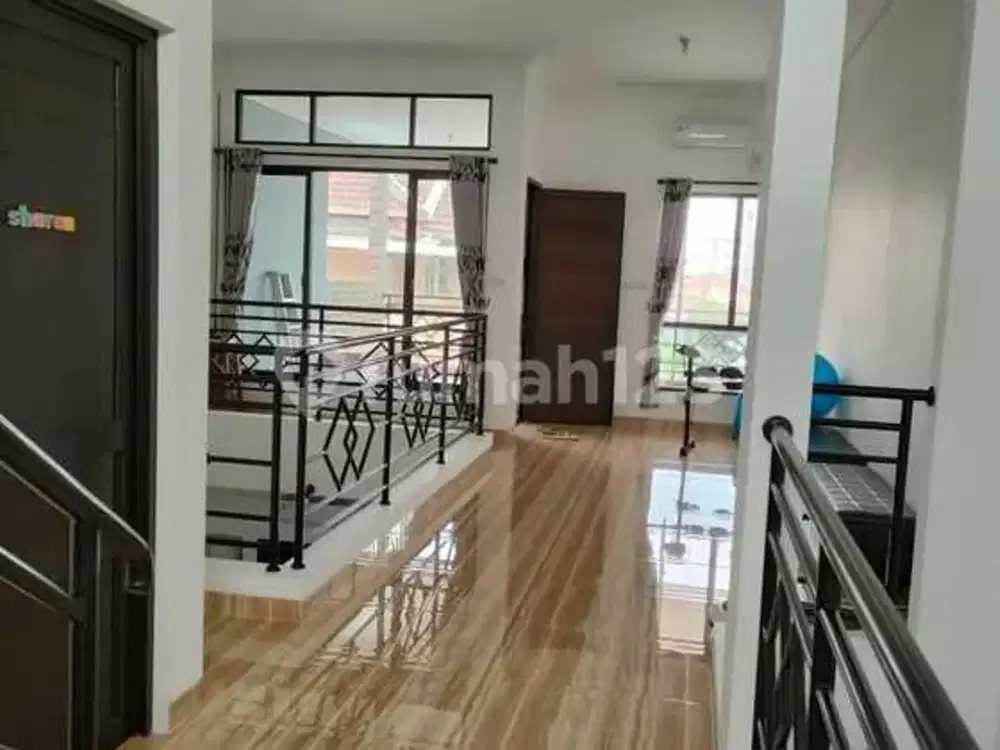 Rumah 2.5 Lantai Baru Renovasi Total di Cengkareng Elok