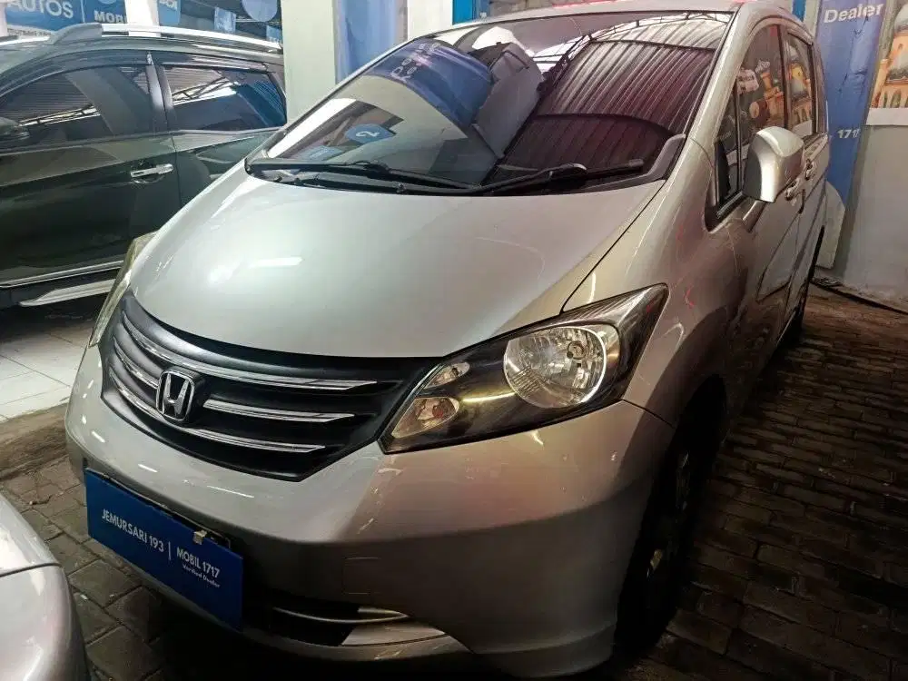 HONDA 2011 FREED E PSD 1.5 AT SILVER
JL.RAYA JEMURSARI MOBIL 1717