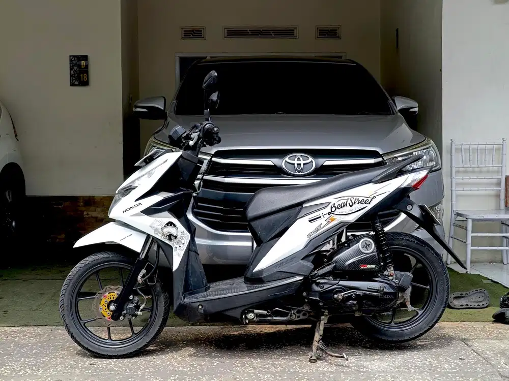 Beat street tahun 2018 low km 18rb/tt boleh gan cash lebih bagus