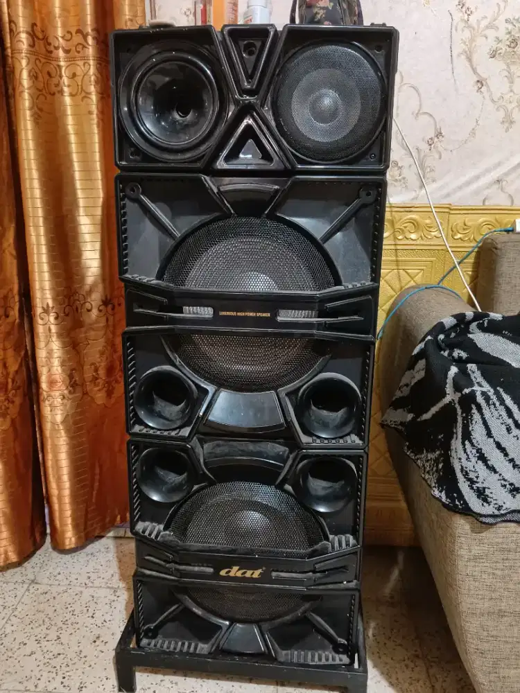 Dijual speaker merk Dat