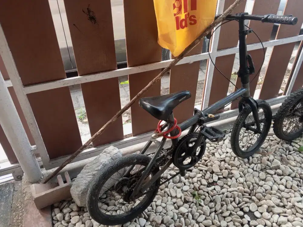 Sepeda lipat minus