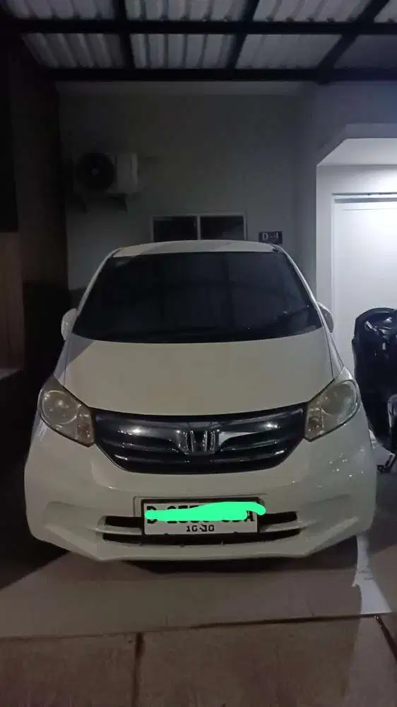 Honda Freed 2012 Bensin