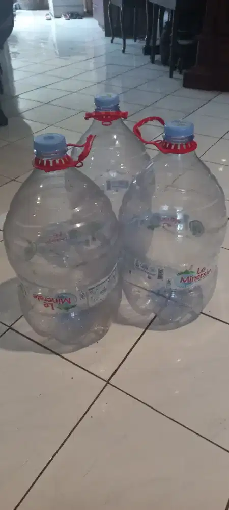Botol Galon Le Mineral 15 Liter