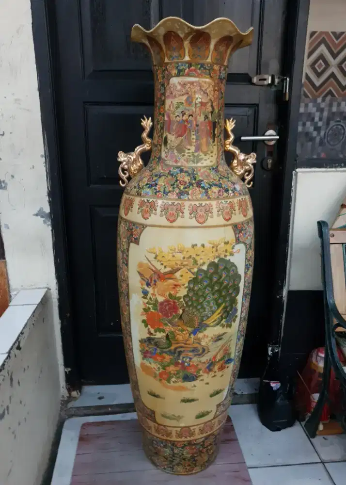 Guci antik Tinggi 133cm