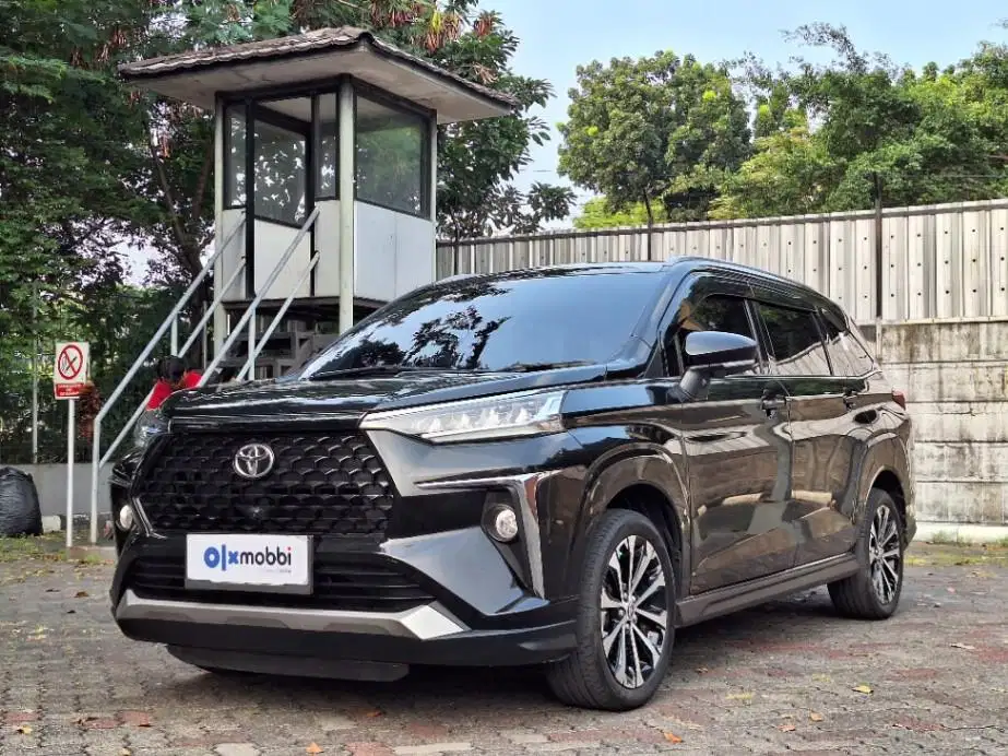 Garansi 1 Th - Toyota Avanza 1.5 New Veloz Q CVT Bensin AT 2022 Hitam
