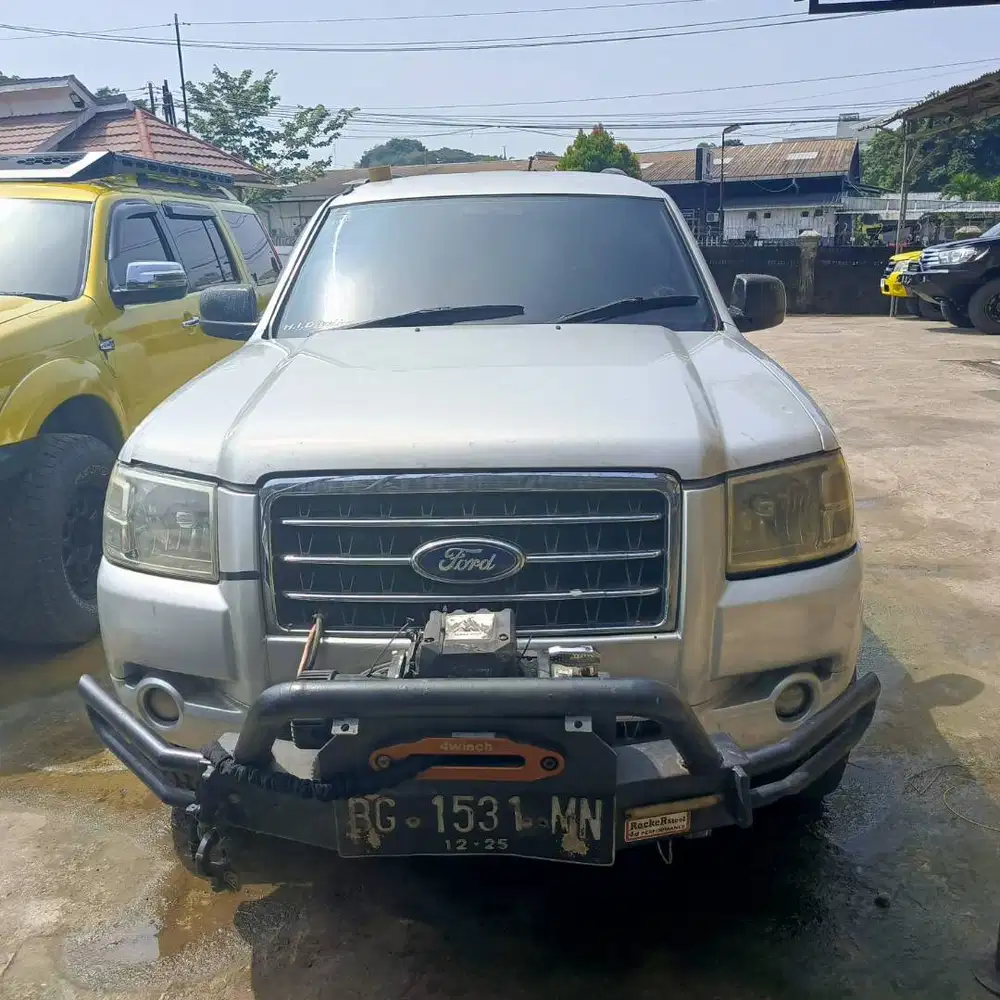 Ford Everest 2.5 10-S M/T 4X4 2008