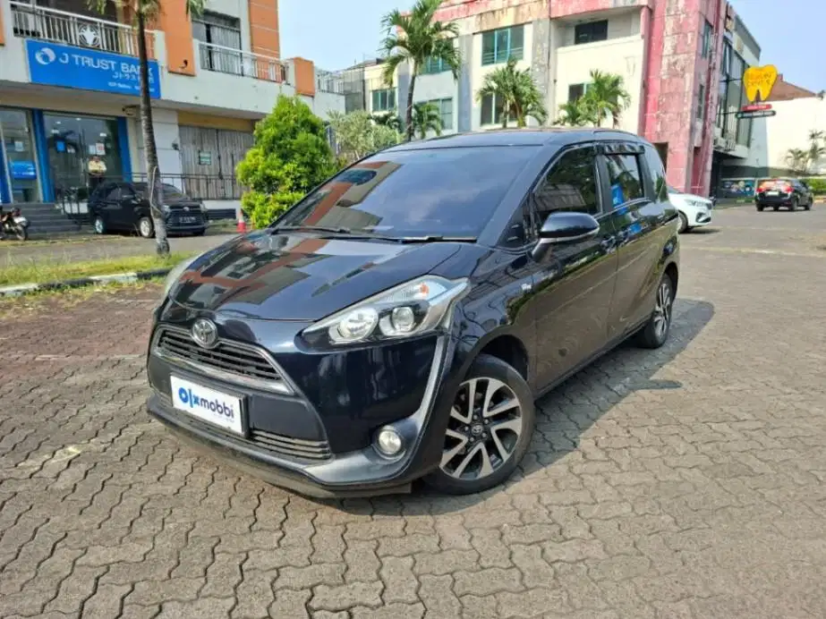 Garansi 1 Th - Toyota Sienta 1.5 V Bensin AT 2016 Hitam