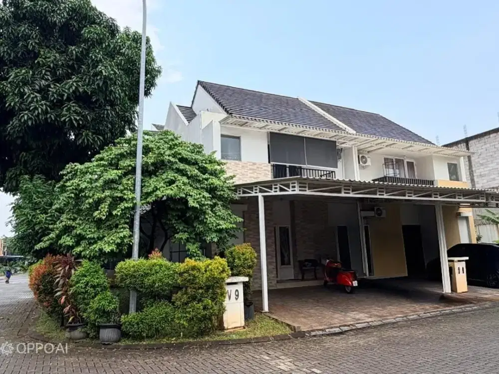 Dijual  Rumah Lokasi Strategis di Premier Park 2, Modernland