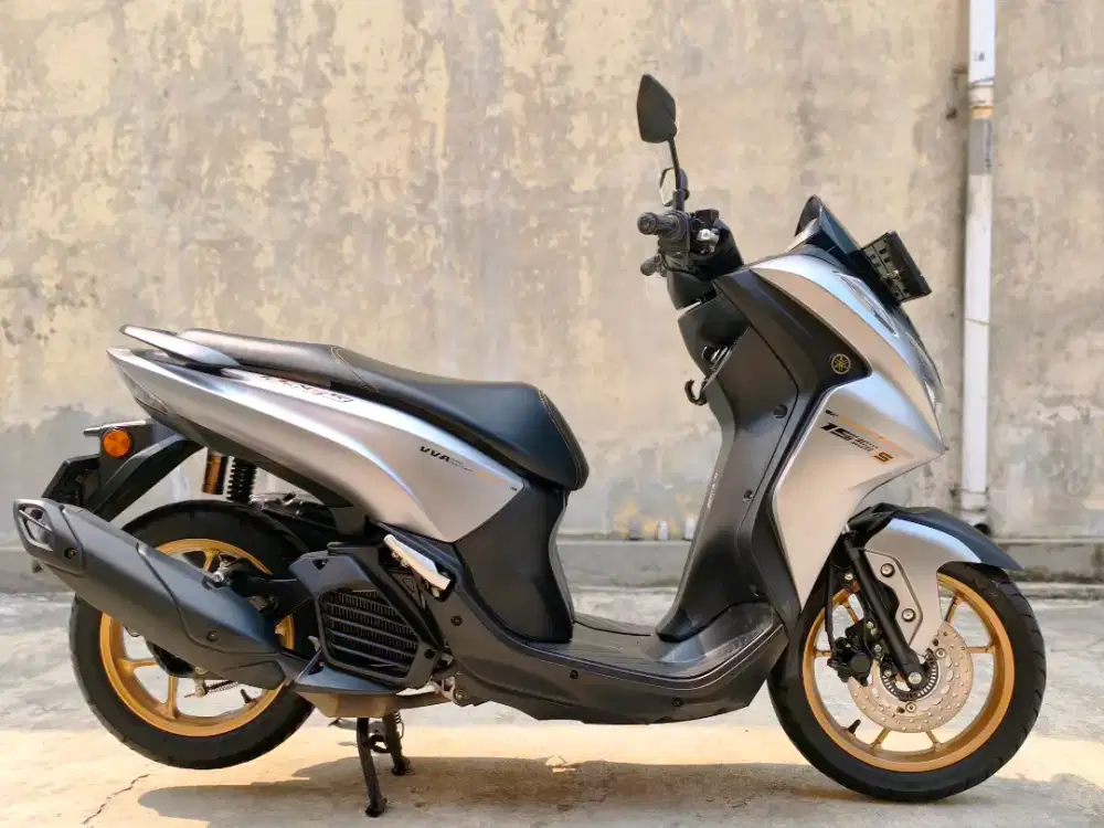 Yamaha Lexi LX 155 Keyless Silver 2025 Mulus KM 6rb