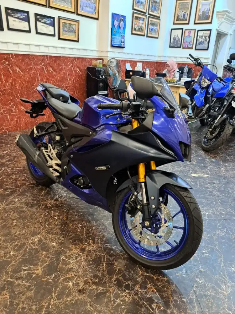 HUB CE KOM DP PROMO R15 V4 2023 PROSES DI BANTU SAMPE ACC KM LOW