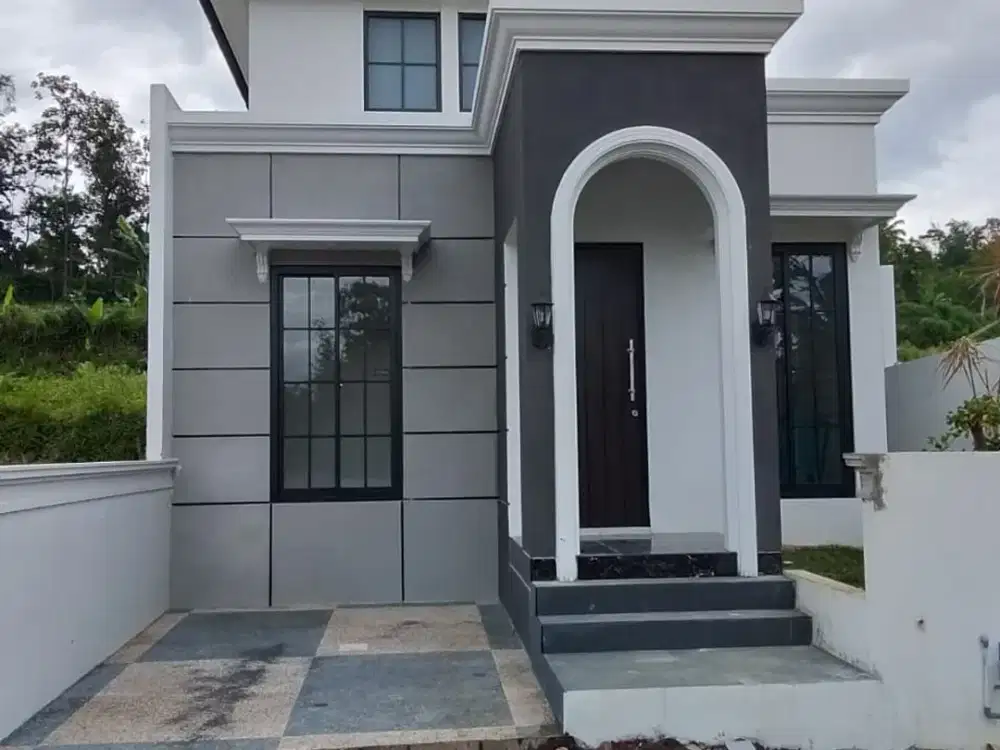 Rumah baru siap huni lokasi dekat gor ken arok malang kota
