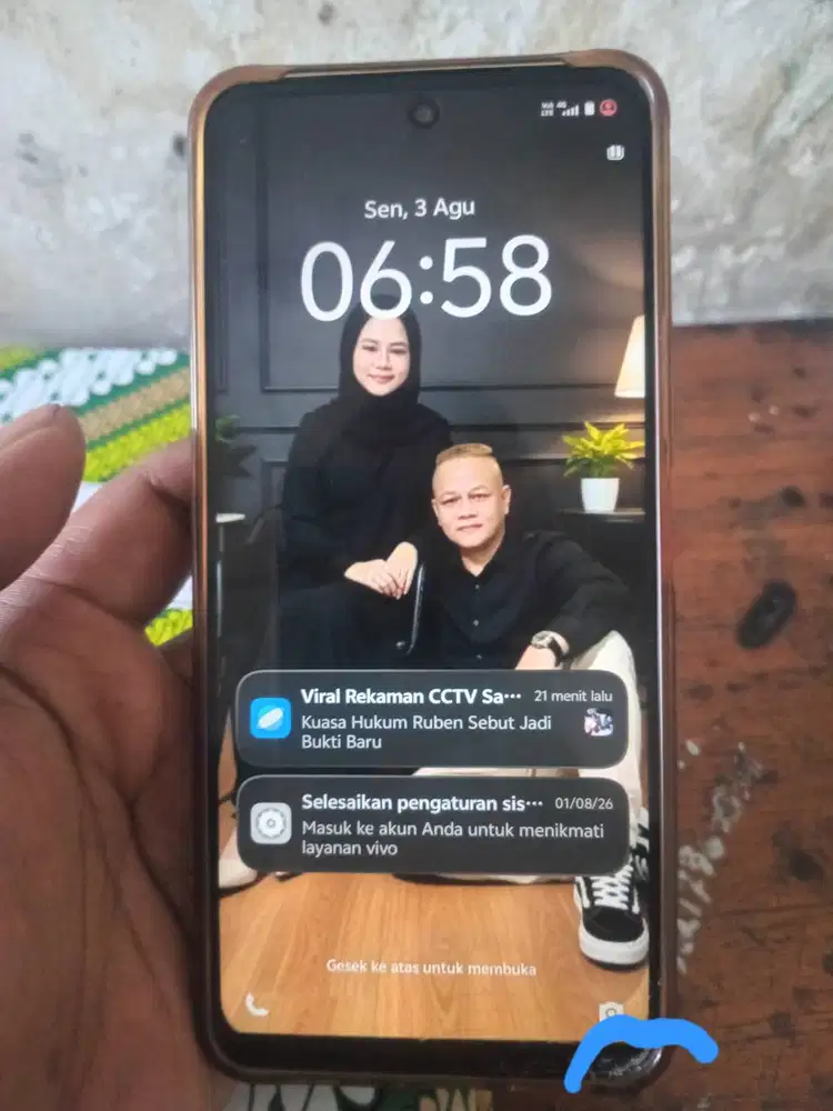Vivo y29 ram8+8 256