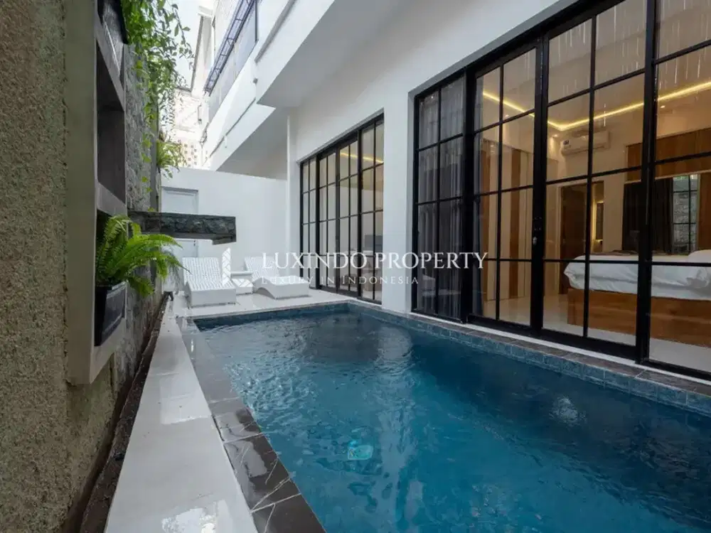 DISEWAKAN JANGKA PANJANG VILLA DENGAN 1 KAMAR TIDUR DI SEMINYAK