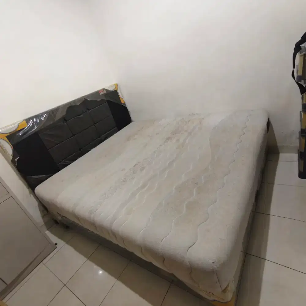 1 set spreibed merek Comforta