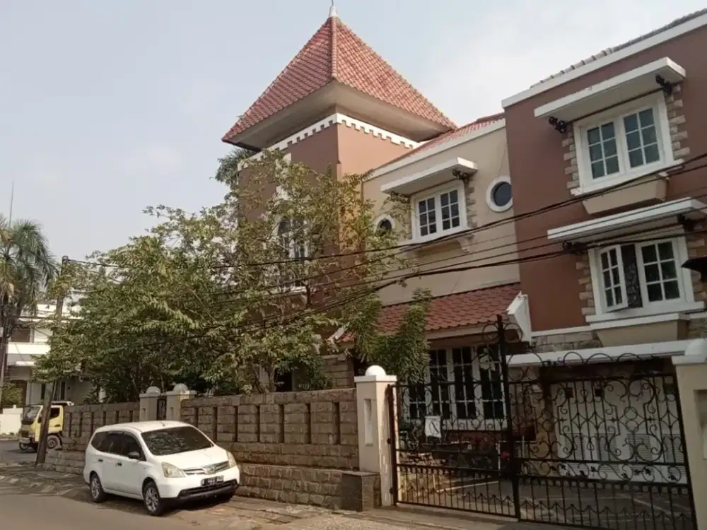 DIJUAL RUMAH HOOK CITRA GARDEN 3 EXTENSION JAKARTA BARAT