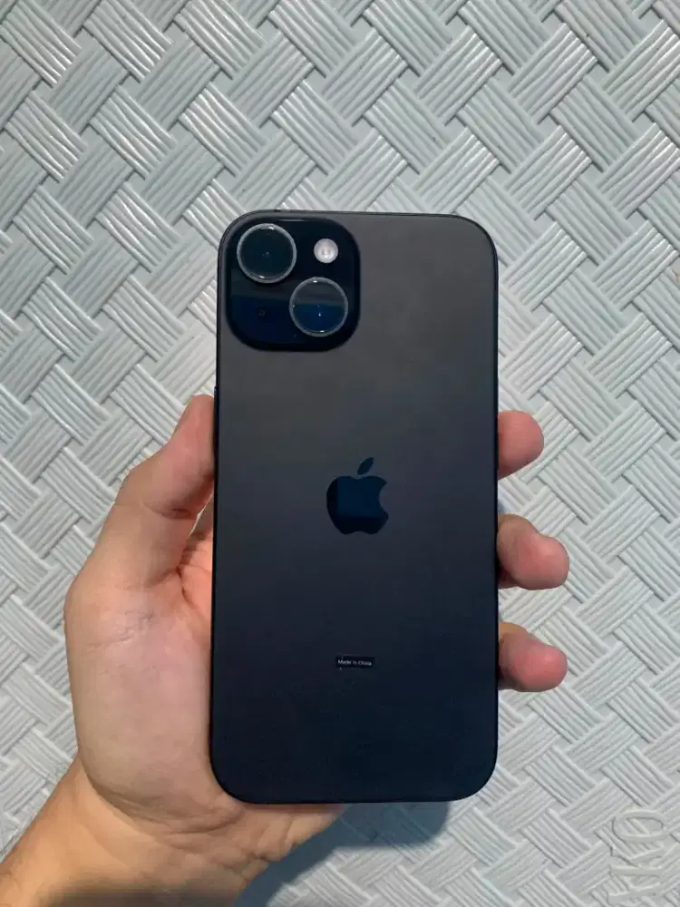 Iphone 15 128gb ibox garansi panjang