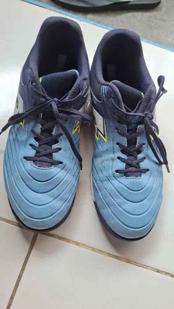 Sepatu Futsal Lotto