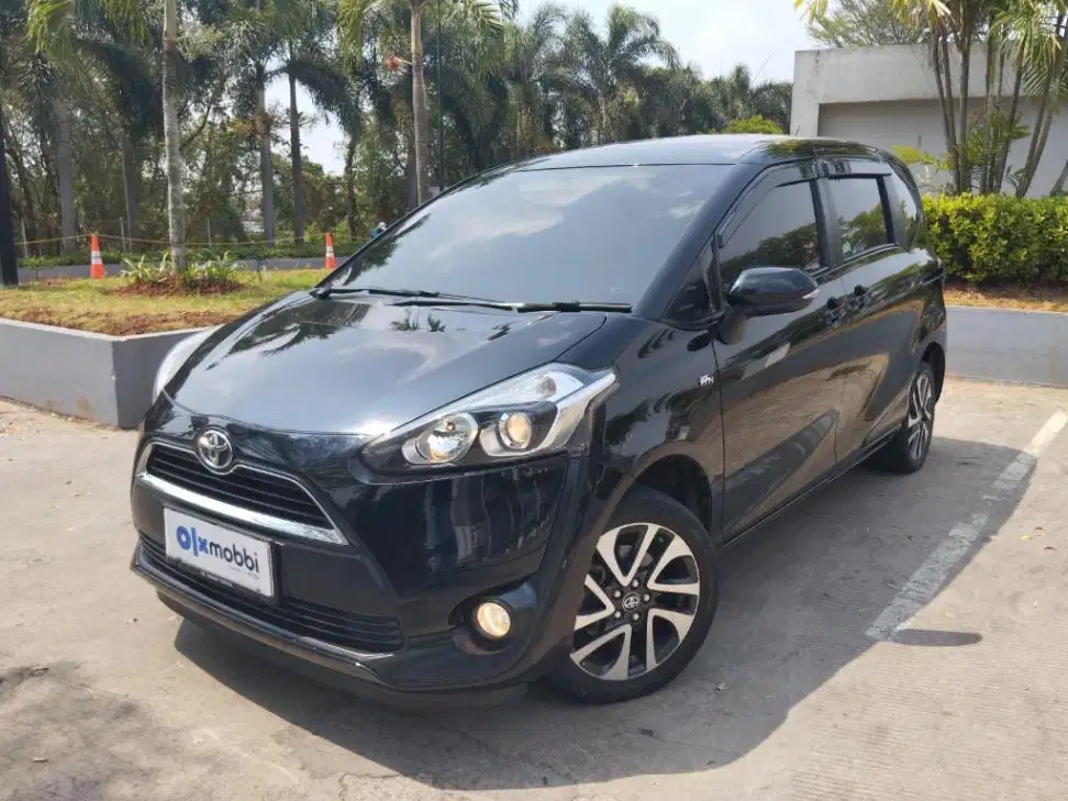 LOW DP Toyota Sienta 1.5 V Bensin-AT 2018 BYP