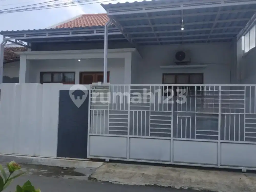 Rumah Baru Siap Huni di Pusat Kota Dekat Starbucks