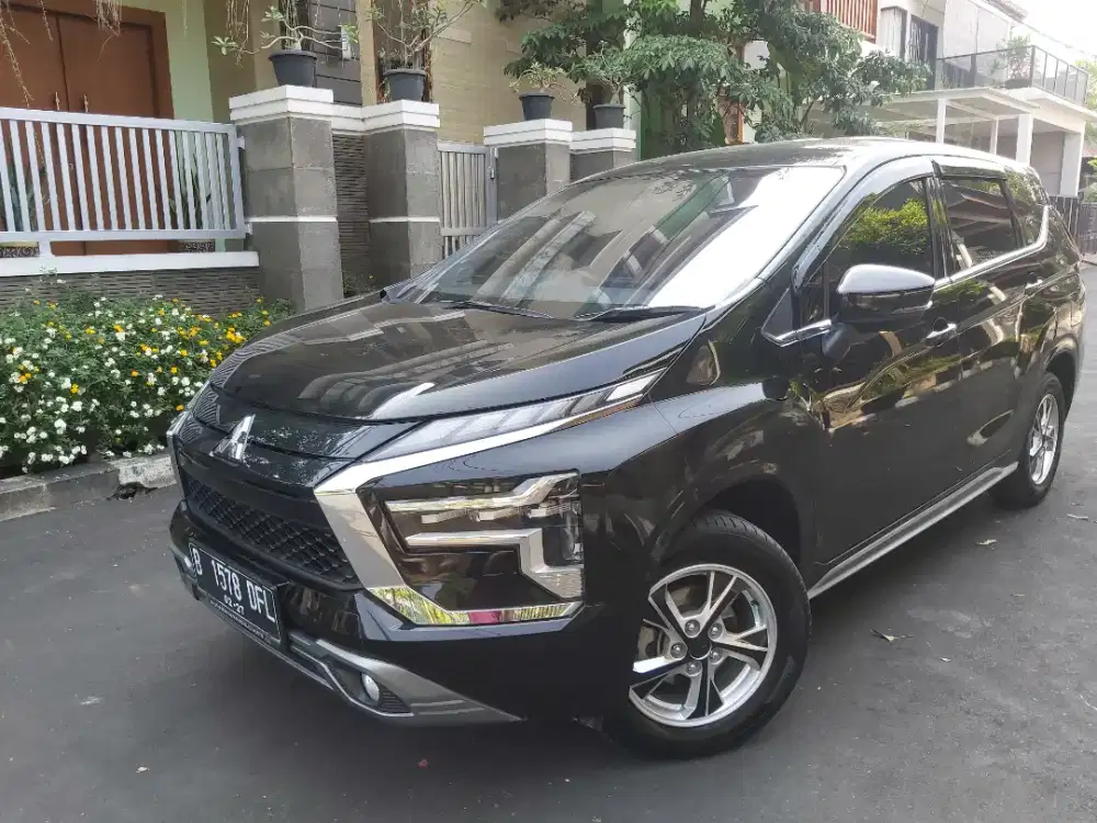 TDP 5 JUTA MITSUBISI Xpander Sport AT 2021/2022 Hitam Facelift