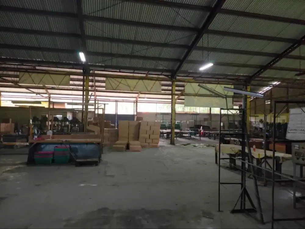 Gudang di Cileungsi 300 Meter Jalan Raya Narogong