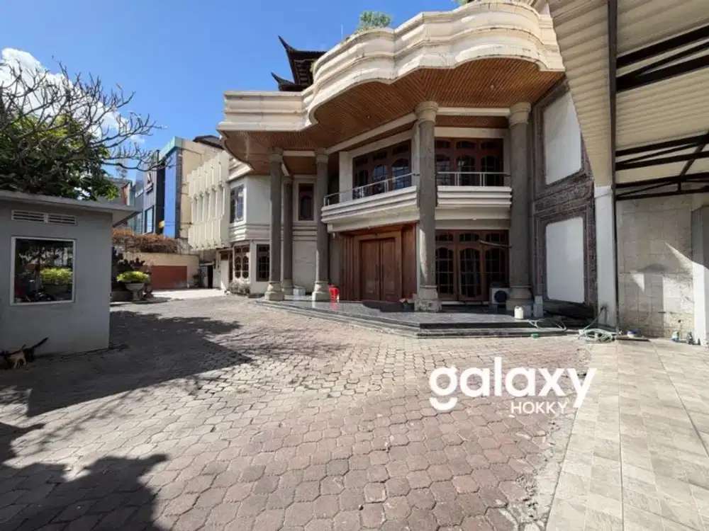 DISEWAKAN RUMAH 3 LANTAI DI GATOT SUBROTO TENGAH DENPASAR