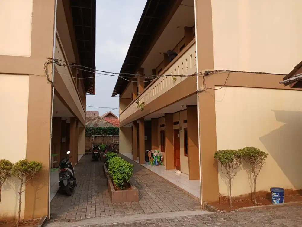 JUAL Cepat  Rumah kost , tingkat hunian 90% full, BU, segera, dibelakang UIN Jakarta