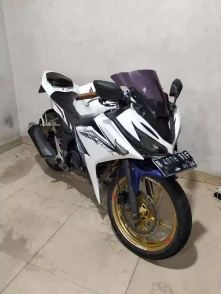 Honda CBR 150 tahun 2016