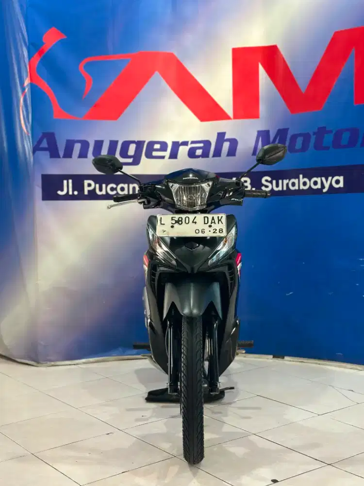 km 6rb Honda revo x 110 cw fi tahun 2023 unit siap pakai