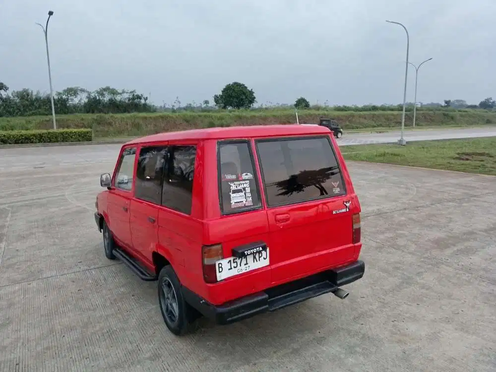 Toyota Kijang 1986 Bensin