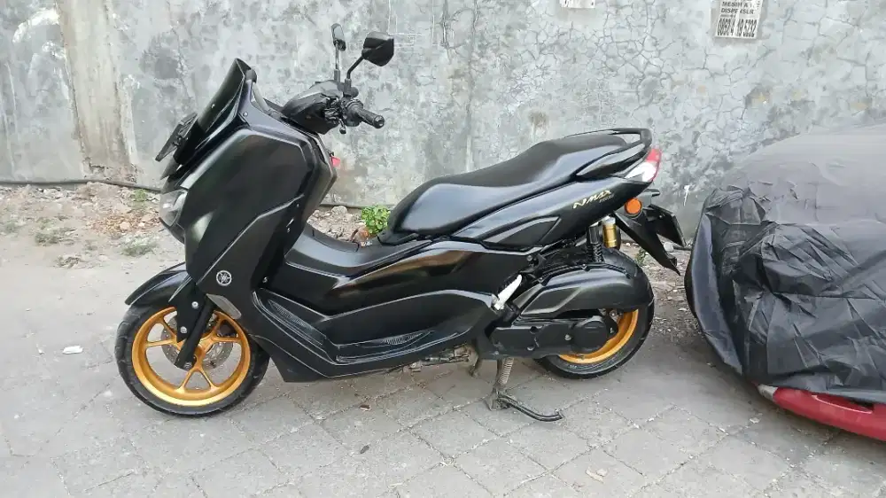 Djual yamaha nmax 2023 lengkap pajk hidup masin bodi mulus