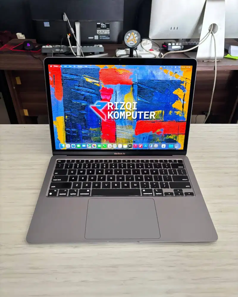 MacBook Air M1 2020 Apple M1 8-Core RAM 8GB SSD 256GB